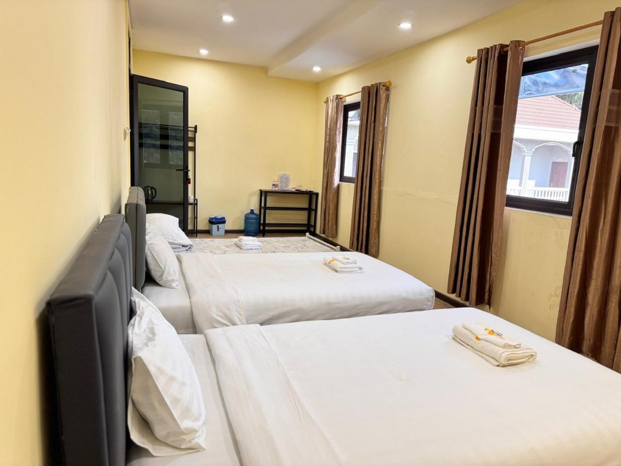 Yula Hotel Thatluang 万象 外观 照片
